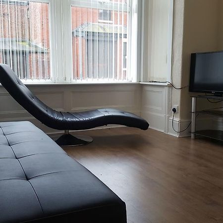 Вилла Blackpoolholidaylets Charles Street Экстерьер фото
