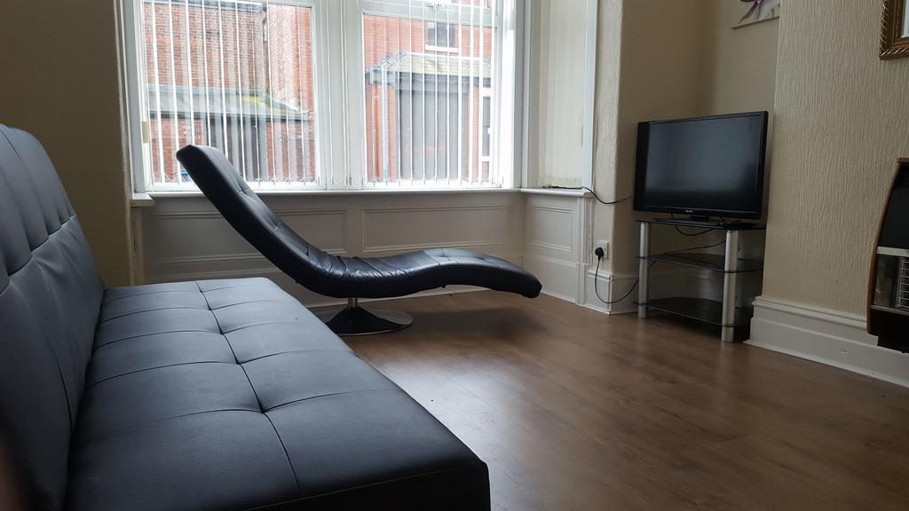 Вилла Blackpoolholidaylets Charles Street Экстерьер фото