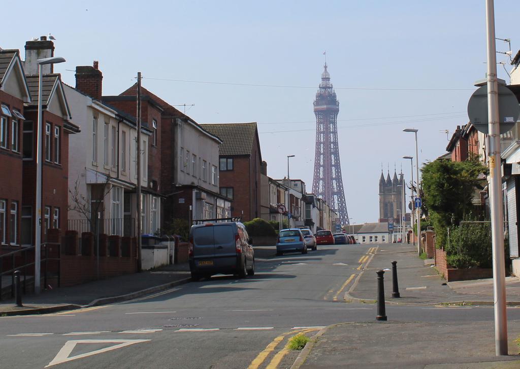 Вилла Blackpoolholidaylets Charles Street Экстерьер фото